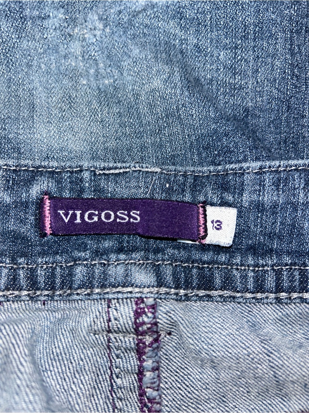 Vigoss the New York Mid-Rise Distressed Bootcut Jeans 13 hems worn - Picture 7 of 9